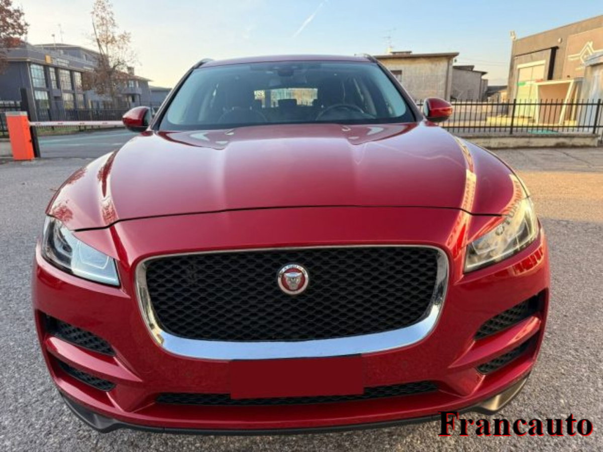 Jaguar F-Pace 2.0 D 180 CV aut. Portfolio (2)