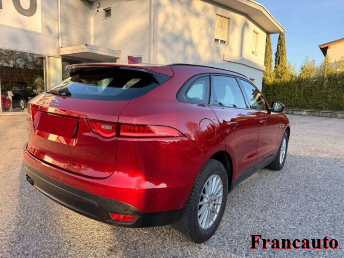 Jaguar F-Pace 2.0 D 180 CV aut. Portfolio (4)
