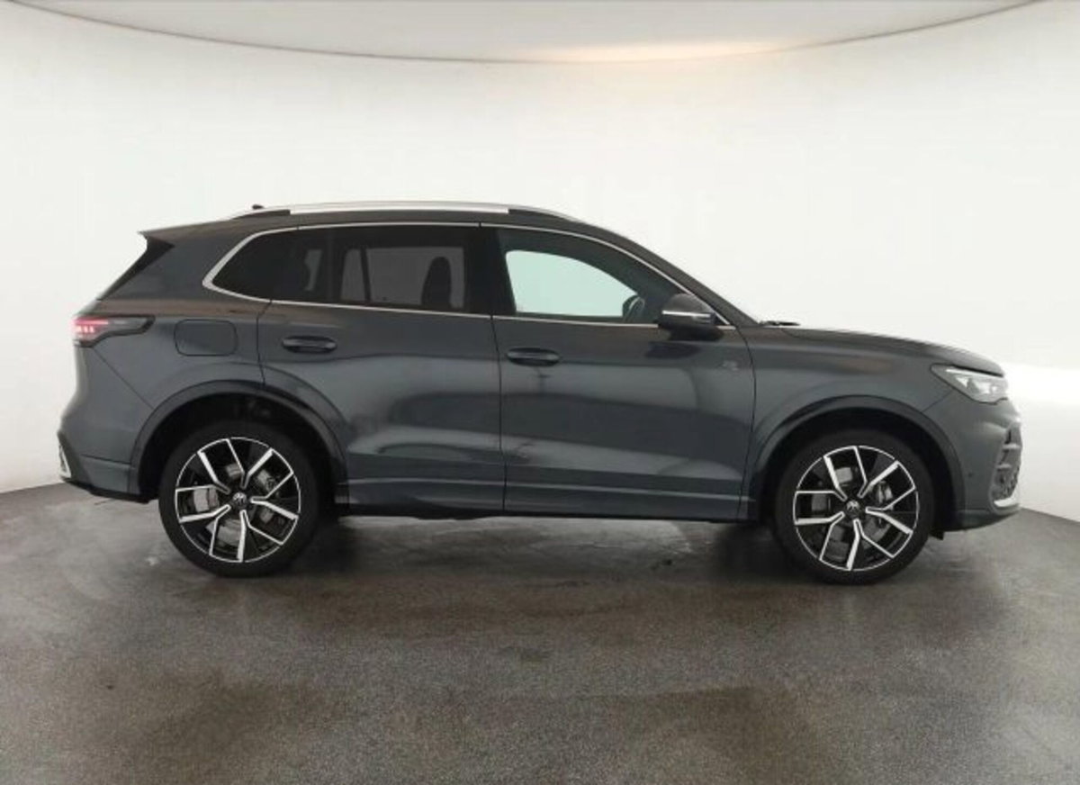 Volkswagen Tiguan 2.0 tsi R-Line 4motion 265cv dsg (4)