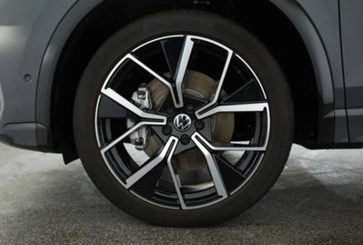Volkswagen Tiguan 2.0 tsi R-Line 4motion 265cv dsg (6)