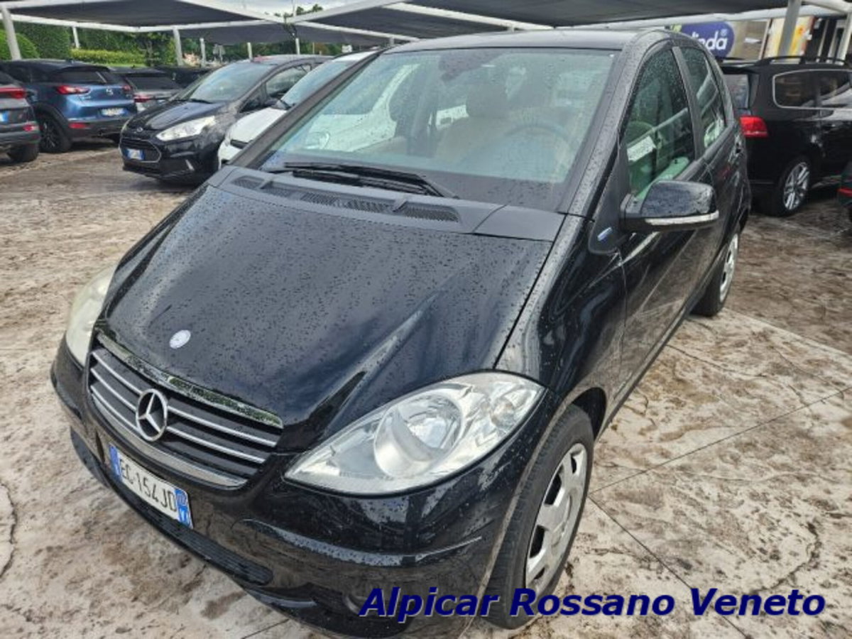 Mercedes-Benz Classe A 160 Elegance (2)