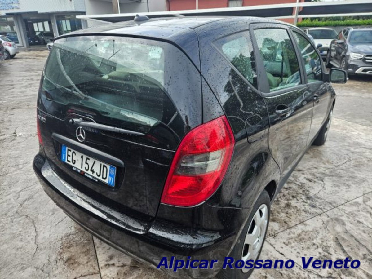 Mercedes-Benz Classe A 160 Elegance (6)