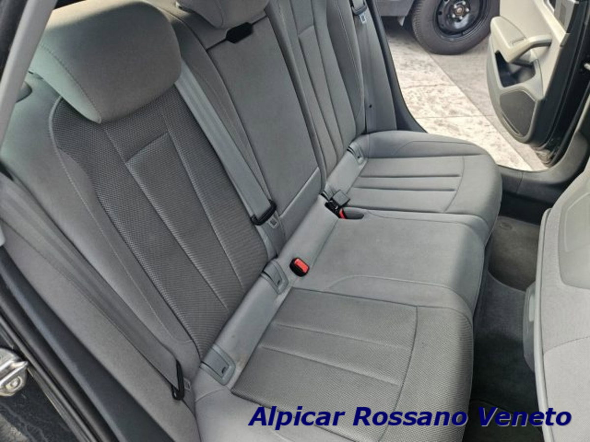 Audi A4 Avant 2.0 TDI 190 CV quattro S tronic Business (9)