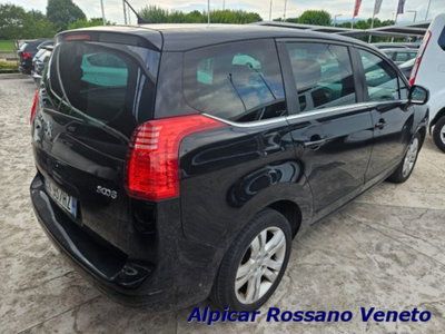 Peugeot 5008 1.6 HDi 112CV Family (9)