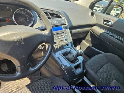 Peugeot 5008 1.6 HDi 112CV Family (6)