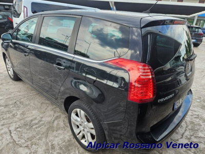 Peugeot 5008 1.6 HDi 112CV Family (11)