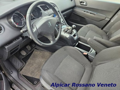 Peugeot 5008 1.6 HDi 112CV Family (12)