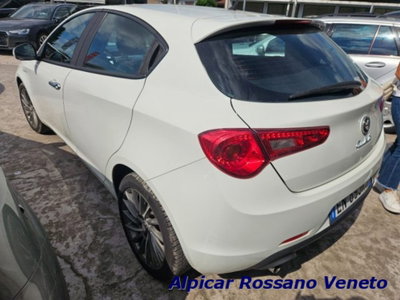 Alfa Romeo Giulietta 1.4 Turbo Distinctive Gpl 120cv (5)