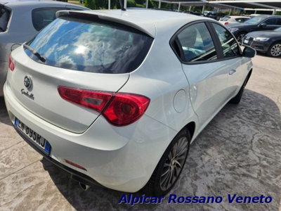 Alfa Romeo Giulietta 1.4 Turbo Distinctive Gpl 120cv (6)