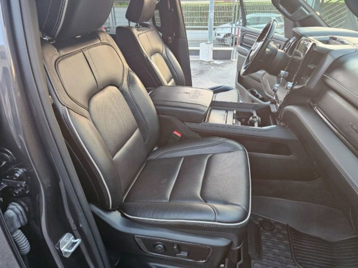 Ram Ram Pick-up Ram 1500 5.7 V8 Crew Cab Limited Night Edition 395cv at8 (12)