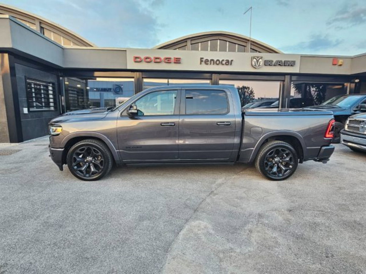 Ram Ram Pick-up Ram 1500 5.7 V8 Crew Cab Limited Night Edition 395cv at8 (2)