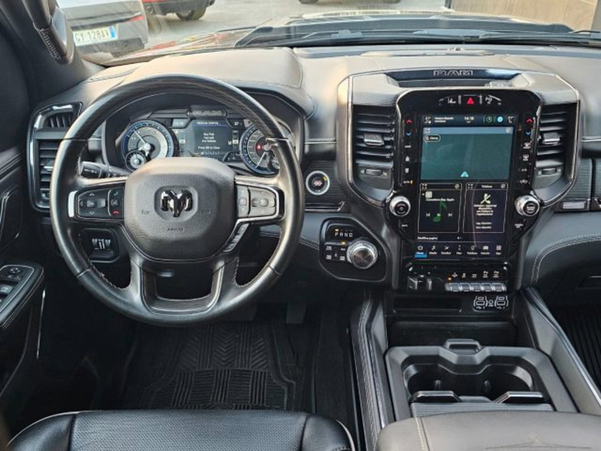 Ram Ram Pick-up Ram 1500 5.7 V8 Crew Cab Limited Night Edition 395cv at8 (7)