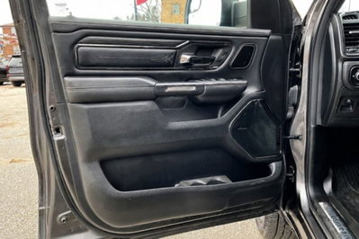 Ram Ram Pick-up Ram 1500 5.7 V8 Crew Cab Limited Night Edition 395cv at8 (9)