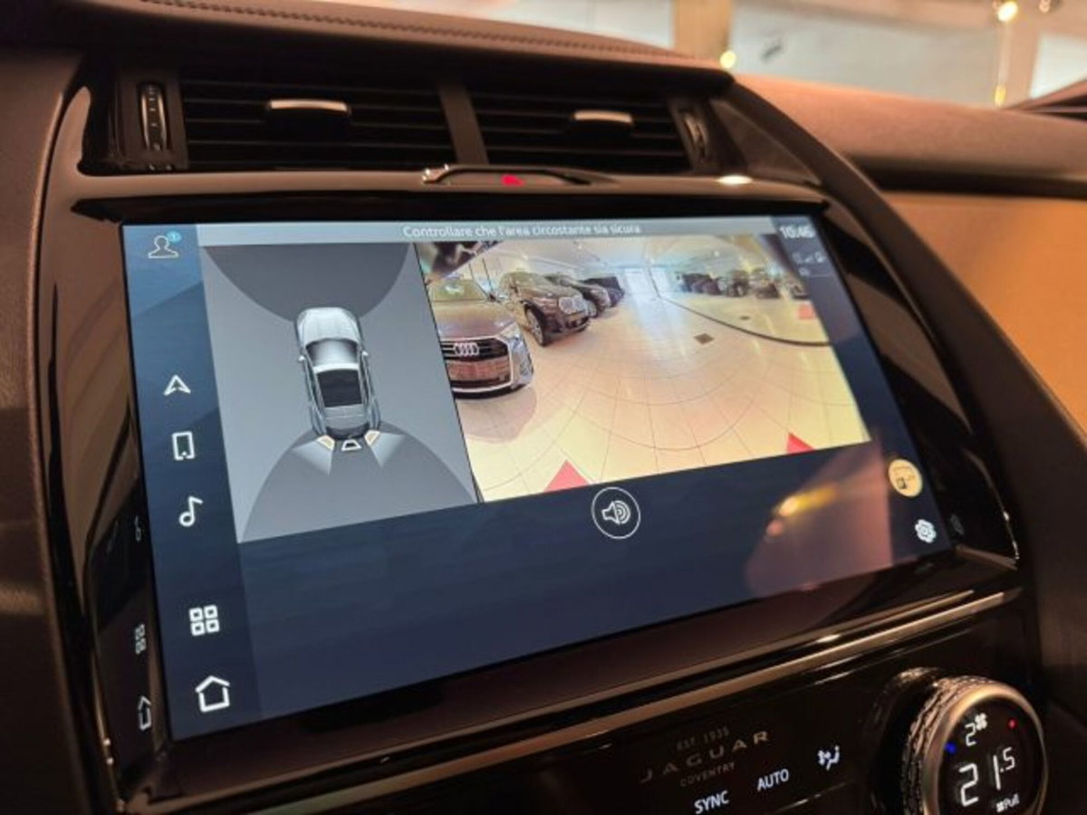 Jaguar E-Pace 2.0d i4 mhev R-Dynamic S awd 163cv auto (19)