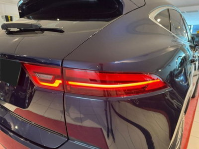 Jaguar E-Pace 2.0d i4 mhev R-Dynamic S awd 163cv auto (7)