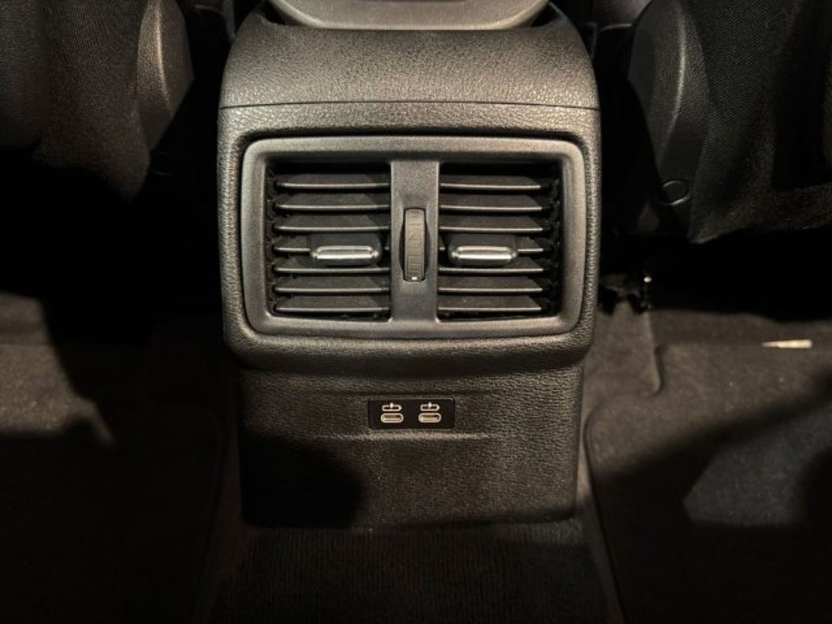 BMW X1 xDrive18d (20)