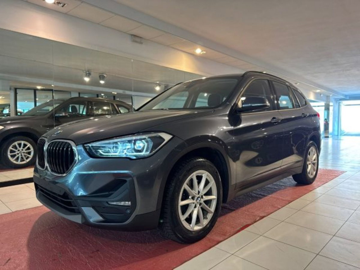 BMW X1 xDrive18d (3)