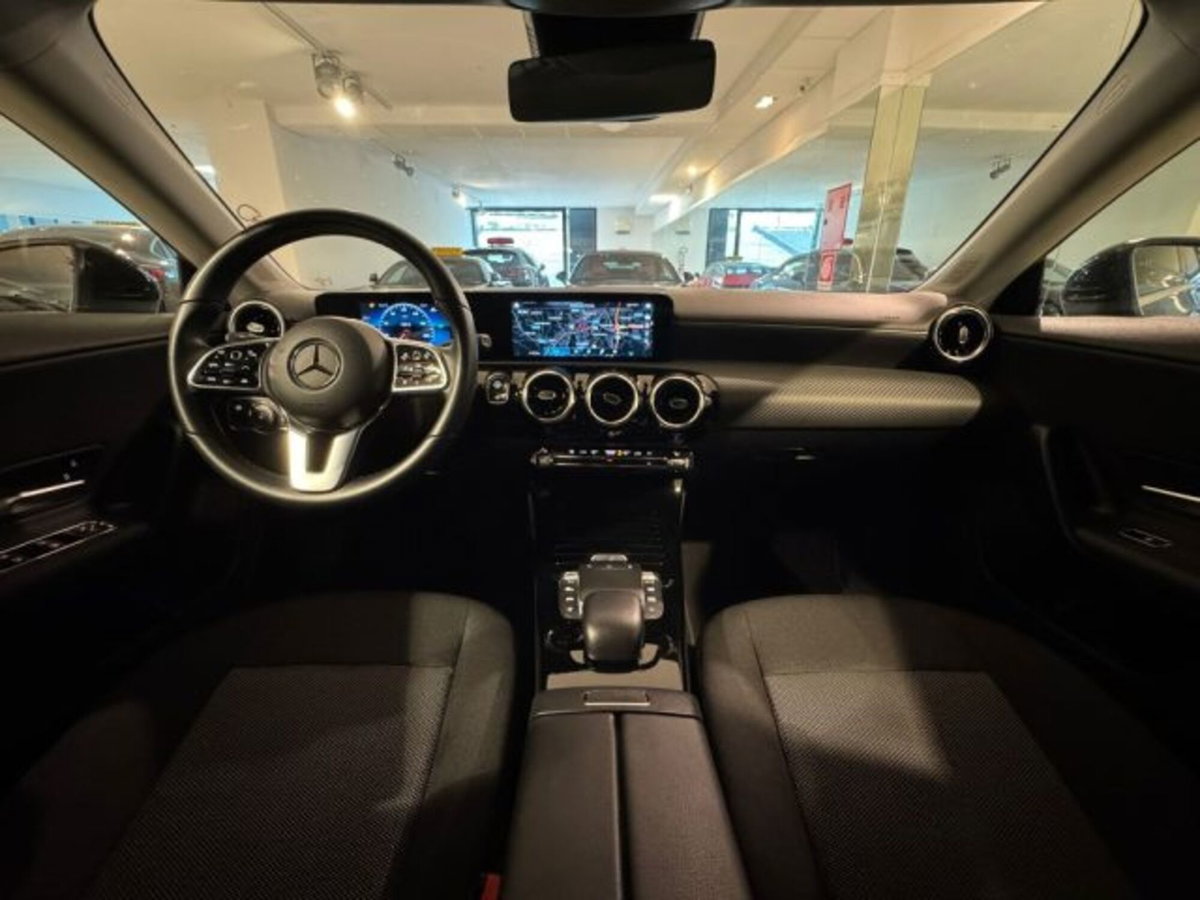 Mercedes-Benz CLA Shooting Brake 200 d Advanced auto (10)