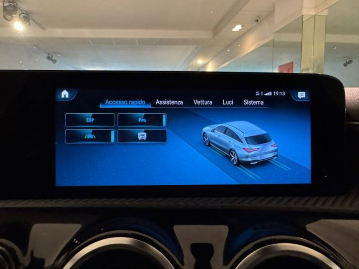 Mercedes-Benz CLA Shooting Brake 200 d Advanced auto (16)