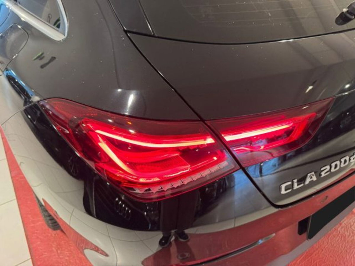 Mercedes-Benz CLA Shooting Brake 200 d Advanced auto (8)