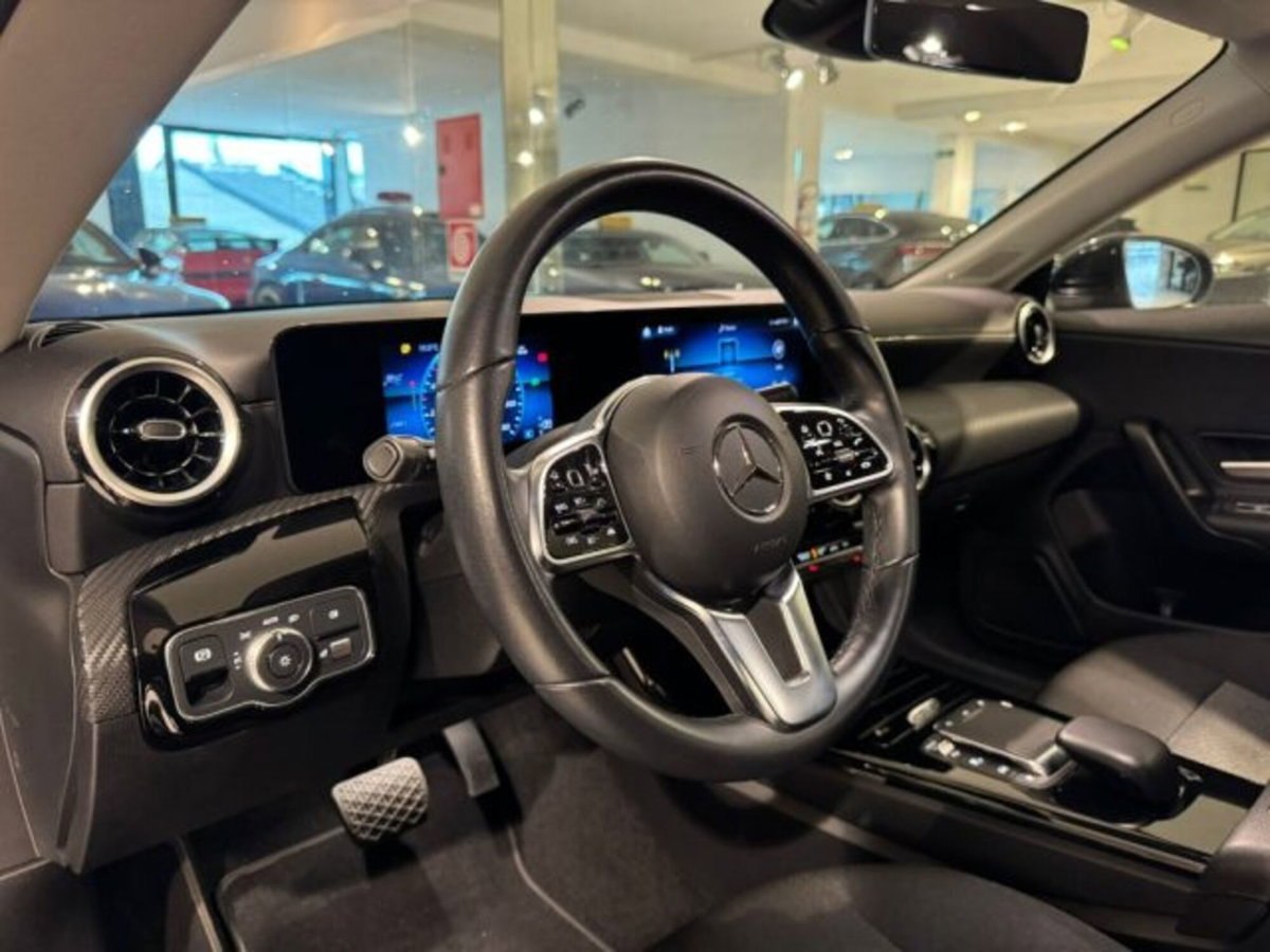 Mercedes-Benz CLA Shooting Brake 200 d Advanced auto (9)