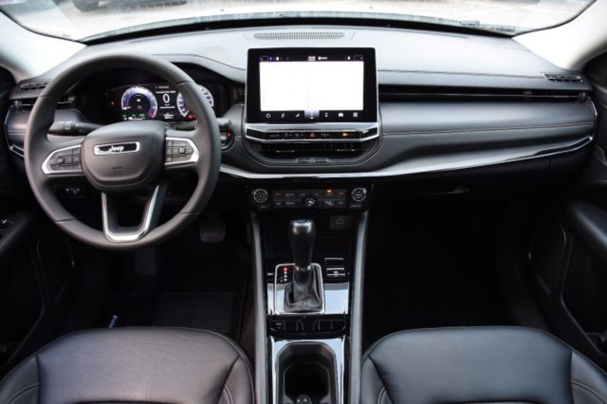 Jeep Compass 1.5 Turbo T4 130CV MHEV 2WD S (8)