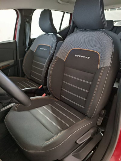 Dacia Sandero Streetway 1.0 TCe 90 CV CVT Comfort (11)