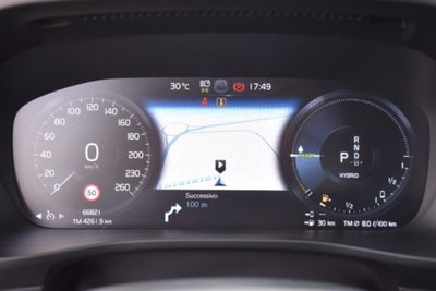 Volvo XC40 T4 Recharge Plug-in Hybrid Inscription Expression (9)