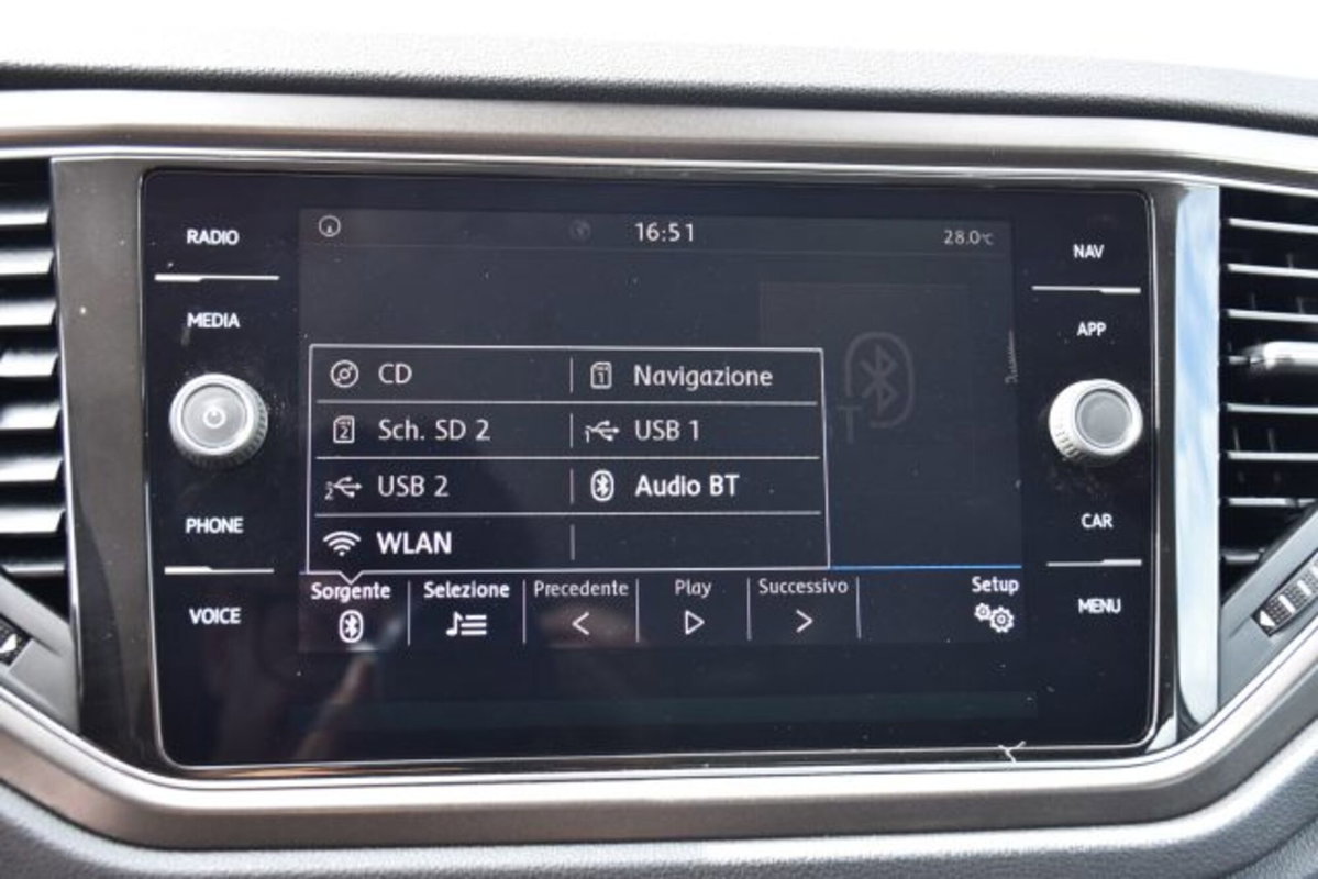 Volkswagen T-Roc 1.6 TDI SCR Business BlueMotion Technology (11)