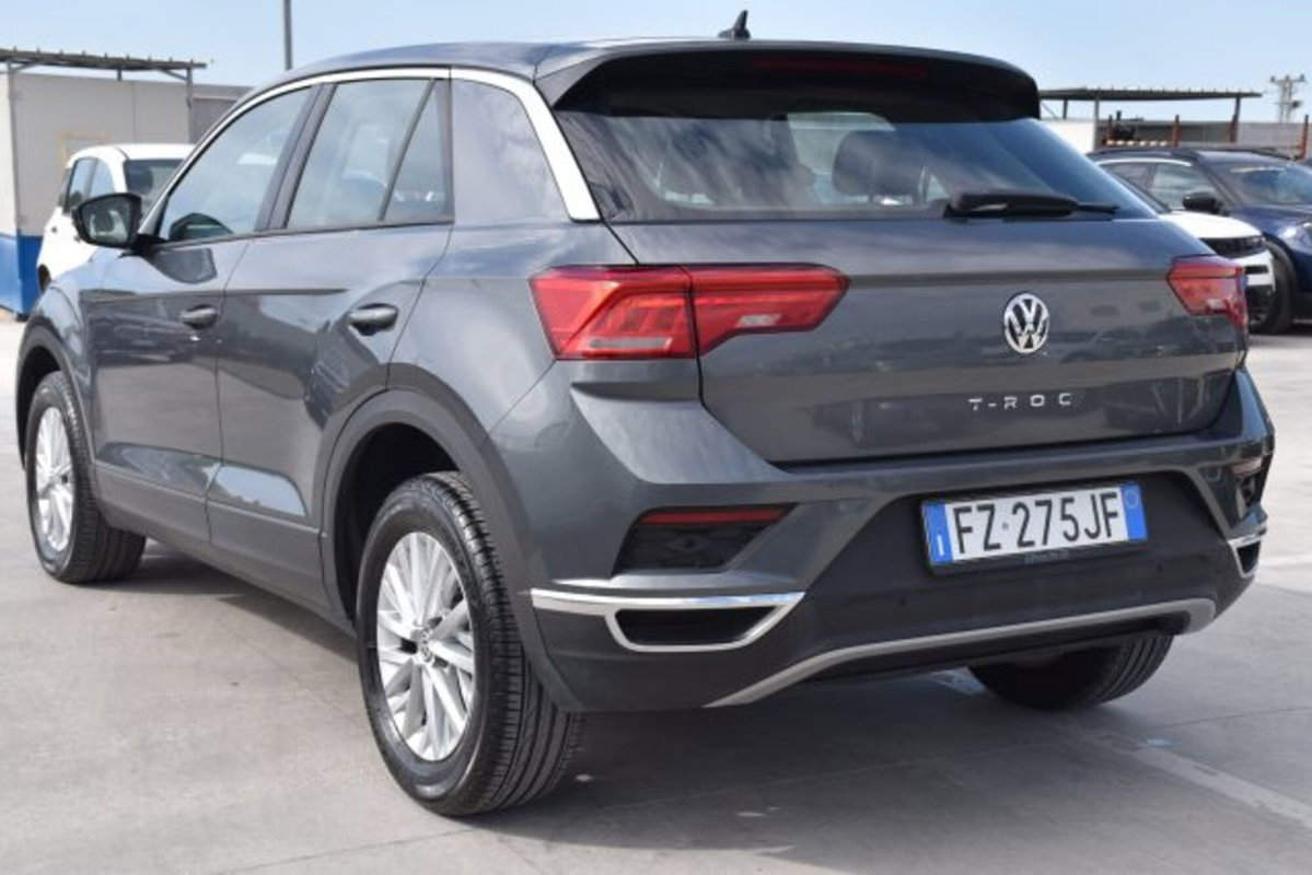 Volkswagen T-Roc 1.6 TDI SCR Business BlueMotion Technology (6)