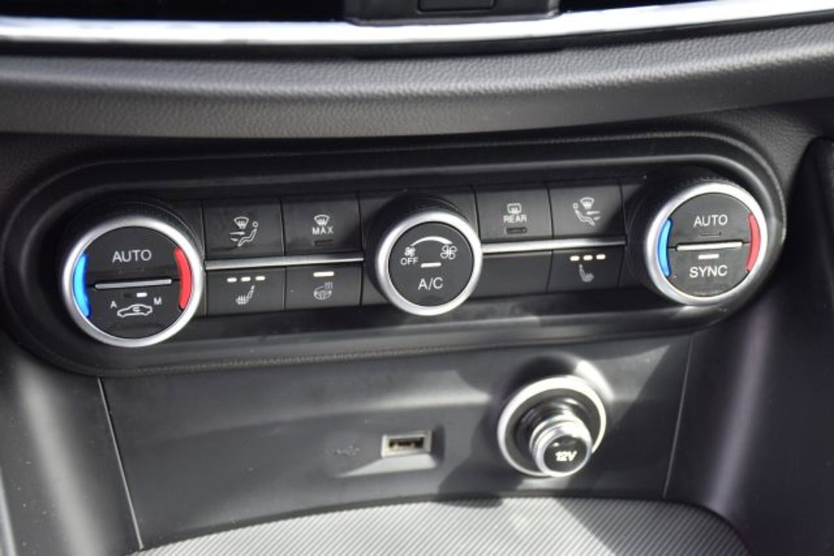 Alfa Romeo Stelvio Stelvio 2.2 Turbodiesel 210 CV AT8 Q4 Veloce (15)