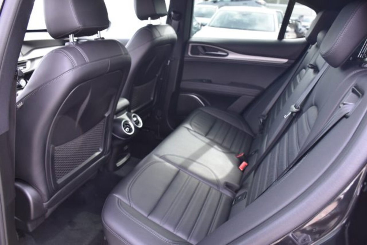 Alfa Romeo Stelvio Stelvio 2.2 Turbodiesel 210 CV AT8 Q4 Veloce (17)