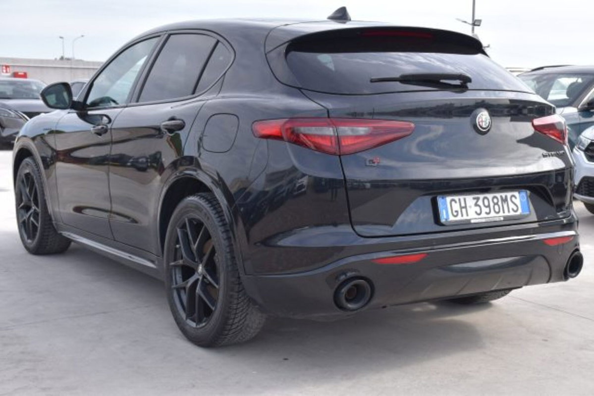 Alfa Romeo Stelvio Stelvio 2.2 Turbodiesel 210 CV AT8 Q4 Veloce (6)