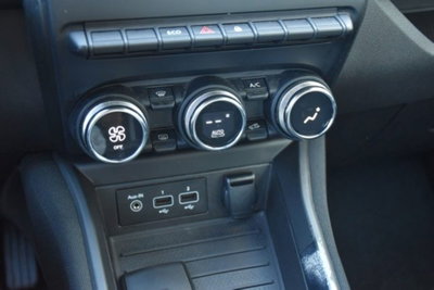 Renault Zoe Equilibre R110 qstomize van (11)