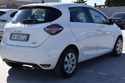 Renault Zoe Equilibre R110 qstomize van (4)