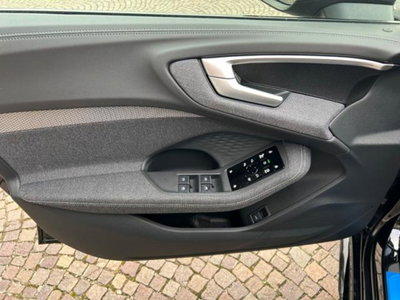 Audi A5 Avant 2.0 tdi mhev+ S line edition 204cv s-tronic (9)