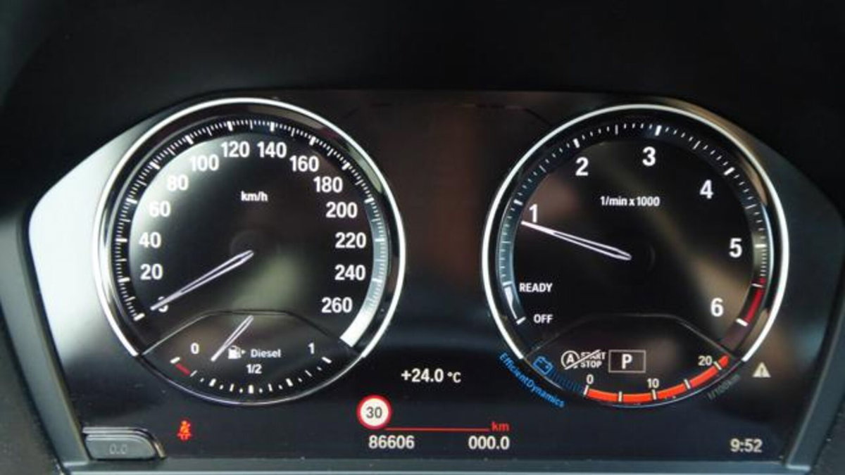 BMW X1 sDrive18d xLine Plus (19)