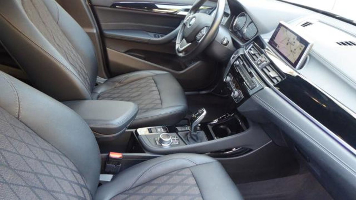 BMW X1 sDrive18d xLine Plus (8)