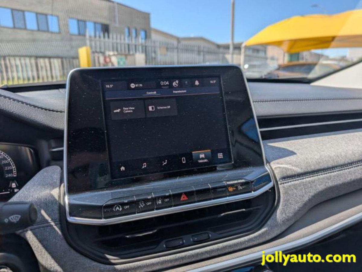Jeep Compass 1.6 Multijet II 2WD Business (16)