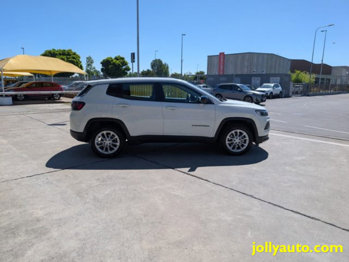 Jeep Compass 1.6 Multijet II 2WD Business (4)