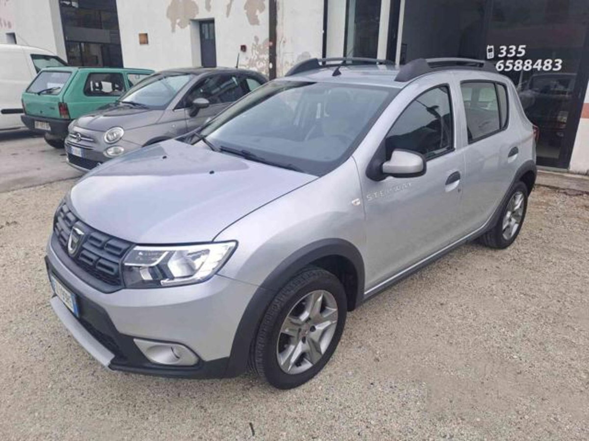 Dacia Sandero Stepway 1.5 Blue dCi 95 CV Comfort (3)