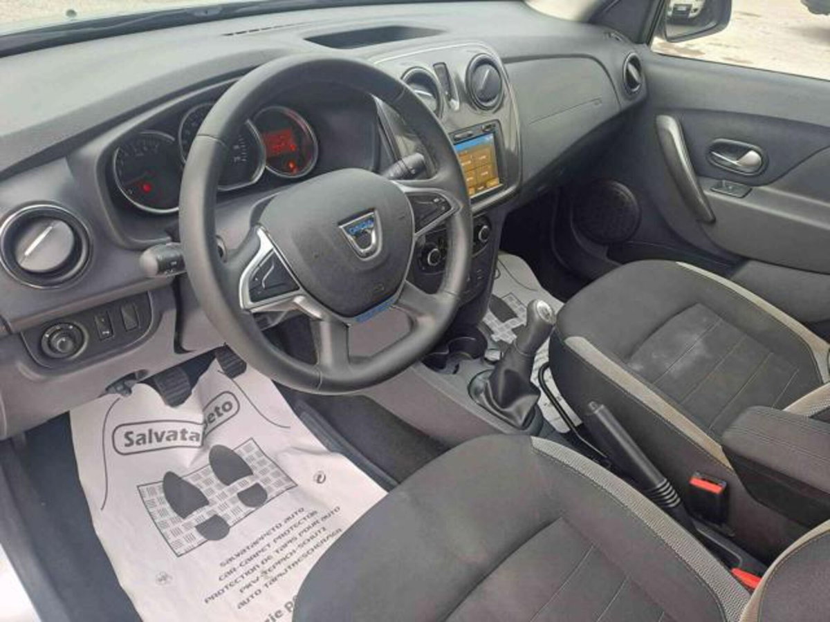 Dacia Sandero Stepway 1.5 Blue dCi 95 CV Comfort (4)
