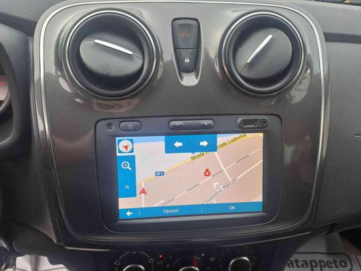 Dacia Sandero Stepway 1.5 Blue dCi 95 CV Comfort (6)
