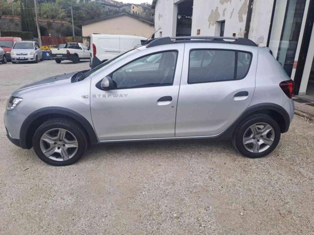 Dacia Sandero Stepway 1.5 Blue dCi 95 CV Comfort (8)