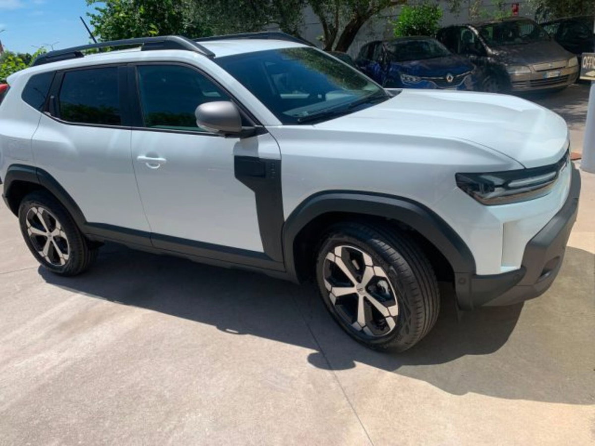 Dacia Duster 1.0 Eco-G Essential 100cv (3)