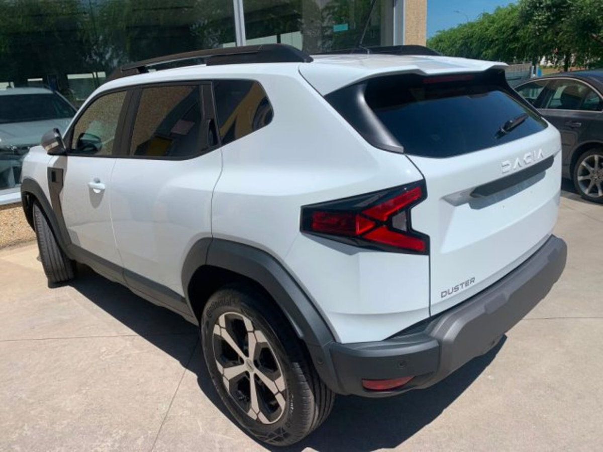 Dacia Duster 1.0 Eco-G Essential 100cv (6)