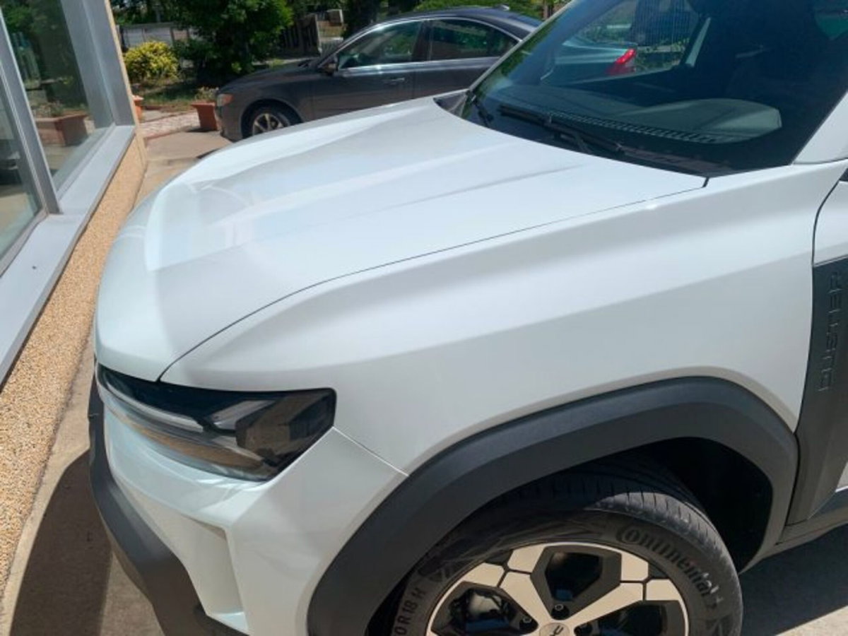 Dacia Duster 1.0 Eco-G Essential 100cv (9)
