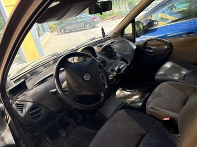 Fiat Multipla 1.6 16V bipower cat ELX (5)