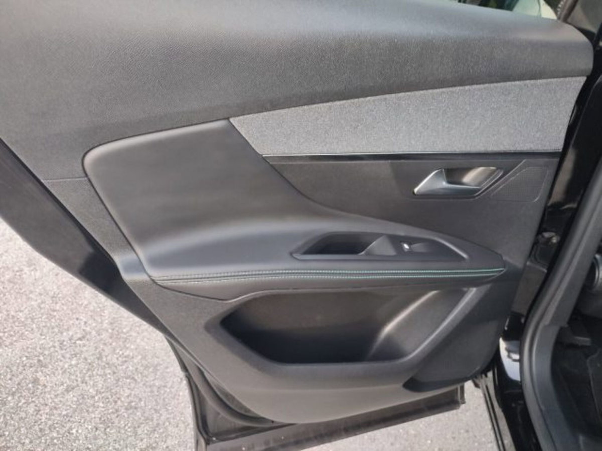 Peugeot 3008 BlueHDi 130 S&S EAT8 Allure Pack (14)