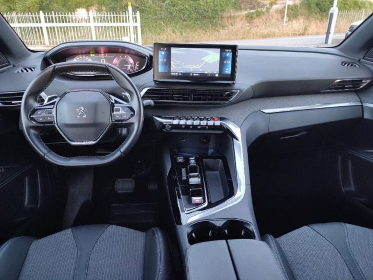 Peugeot 3008 BlueHDi 130 S&S EAT8 Allure Pack (17)